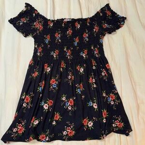 2/$10 or 3/$12 Teen girl flowy shirt